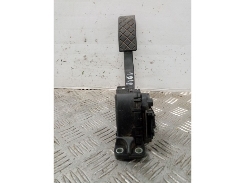 Recambio de potenciometro pedal para seat ibiza (6l1) 1.4 16v referencia OEM IAM 6PV00849601 6Q1721503C 