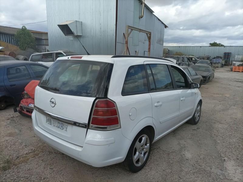 opel zafira b del año 2005