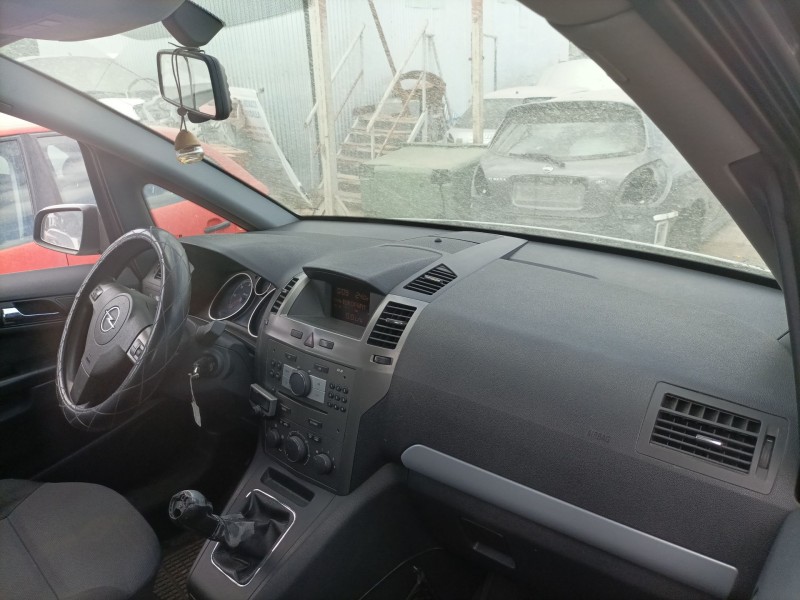 opel zafira b del año 2005