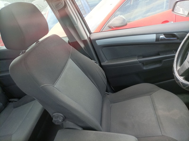 opel zafira b del año 2005