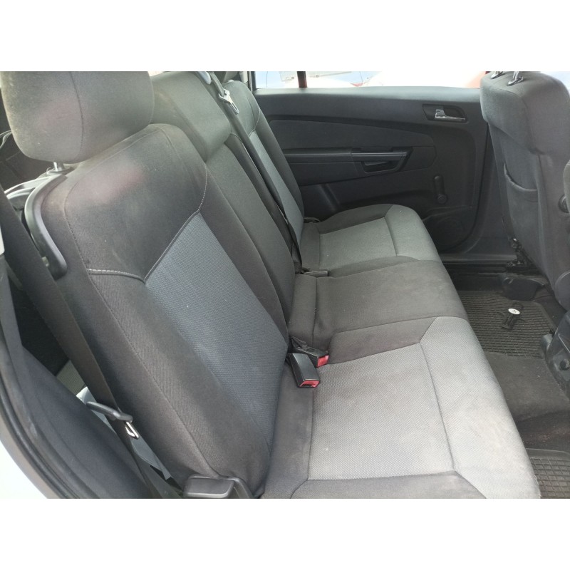 opel zafira b del año 2005