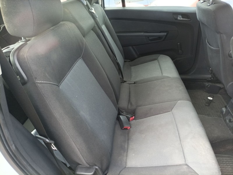 opel zafira b del año 2005