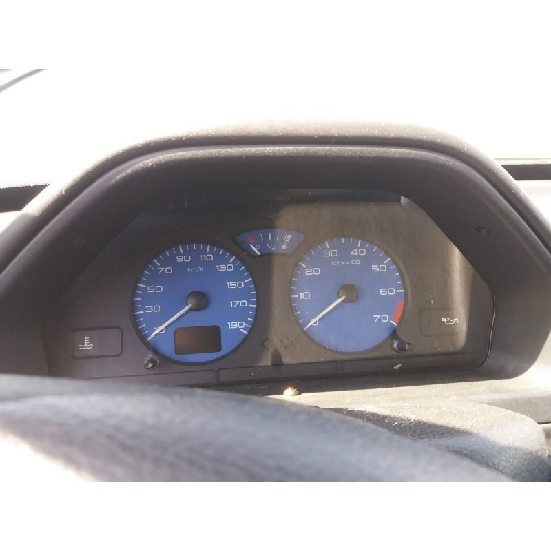 peugeot 106 (s2) 1.1   |   0.96 - ... | 1996 | 60 cv / 44 kw del año 1996