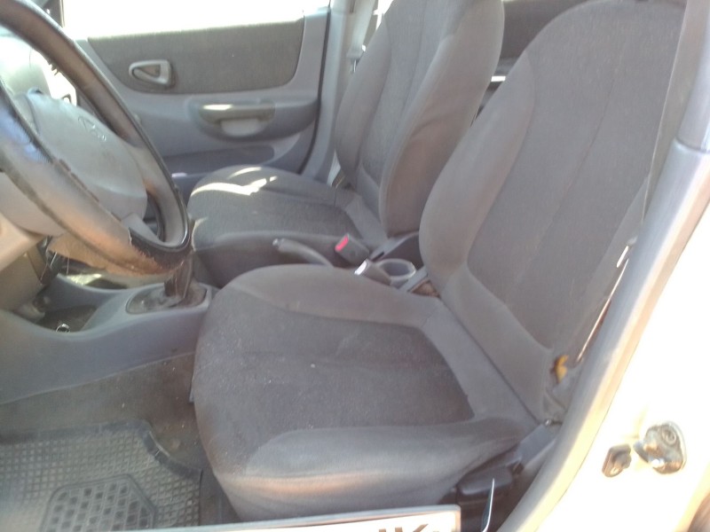 hyundai accent (lc) del año 2000