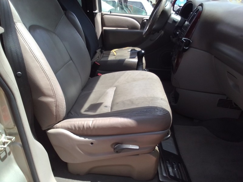 chrysler voyager (rg) del año 2001