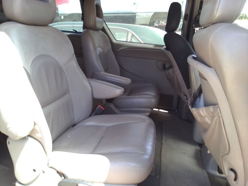 chrysler voyager (rg) del año 2001