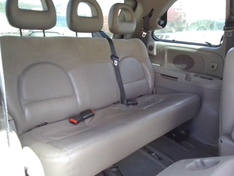 chrysler voyager (rg) del año 2001