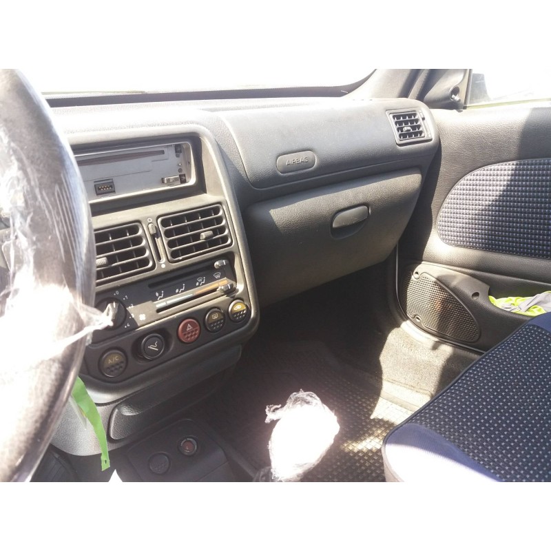 peugeot 106 (s2) 1.1   |   0.96 - ... | 1996 | 60 cv / 44 kw del año 1996