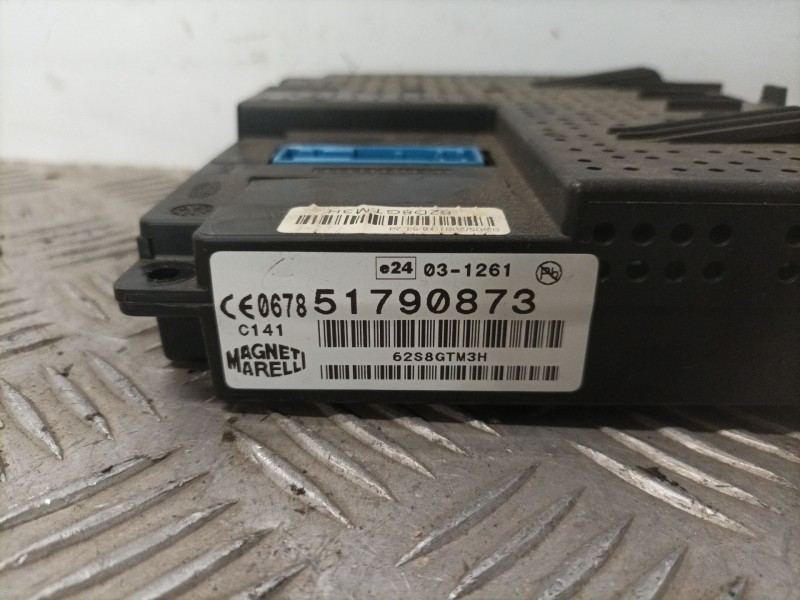 Recambio de modulo encendido para fiat bravo (198) 1.9 8v jtd cat referencia OEM IAM 51790873  