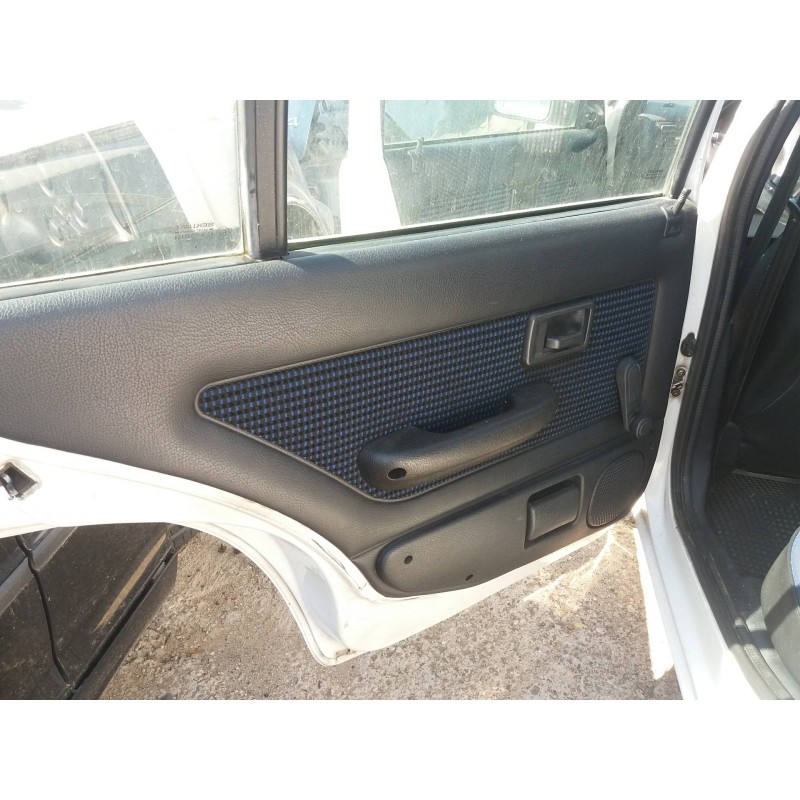 peugeot 106 (s2) 1.1   |   0.96 - ... | 1996 | 60 cv / 44 kw del año 1996