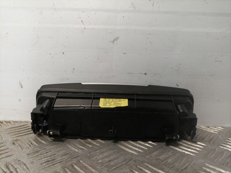 Recambio de cenicero para bmw 1 (f20) 116 d referencia OEM IAM 51169227890 82143001 922789009