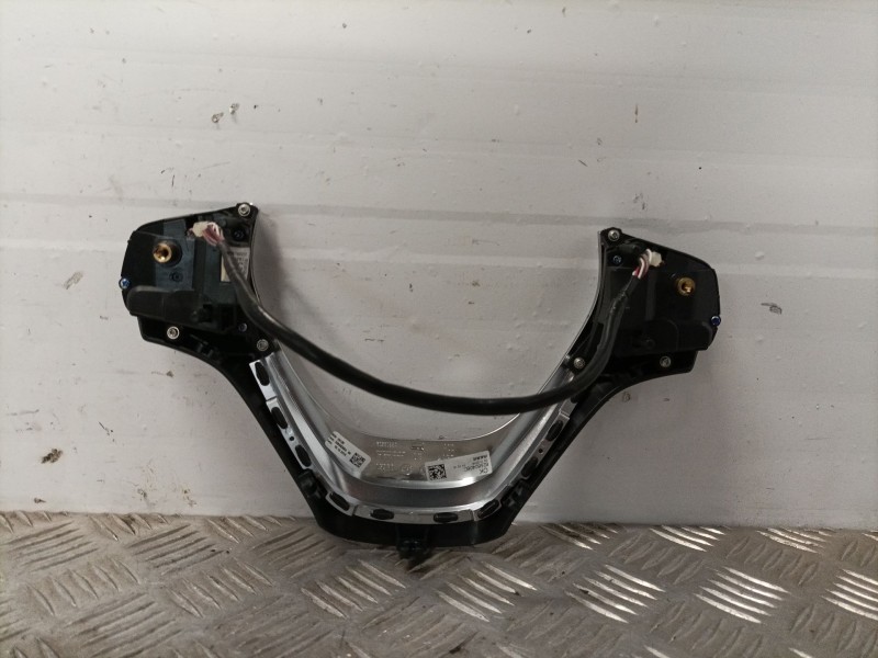 Recambio de mando volante para bmw 1 (f20) 116 d referencia OEM IAM   