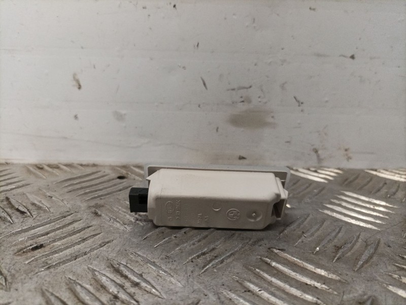 Recambio de luz interior para bmw 1 (f20) 116 d referencia OEM IAM   