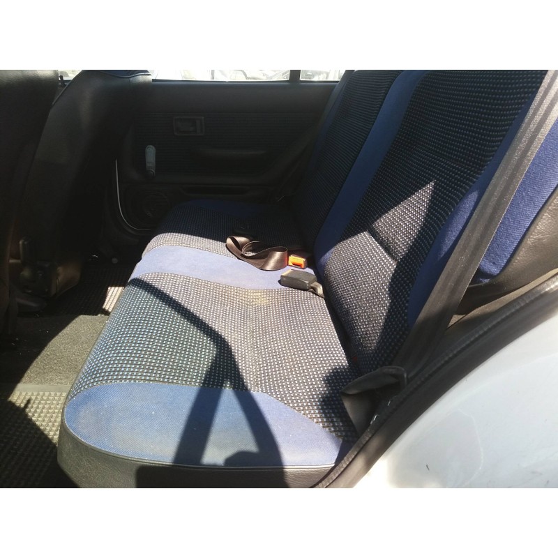 peugeot 106 (s2) 1.1   |   0.96 - ... | 1996 | 60 cv / 44 kw del año 1996