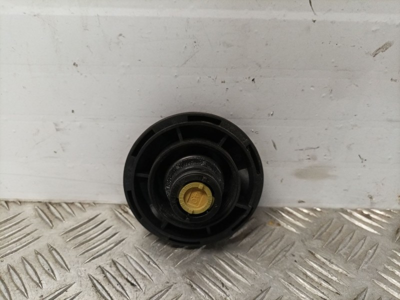 Recambio de tapon de bote expansor para bmw 1 (f20) 116 d referencia OEM IAM 7639020  