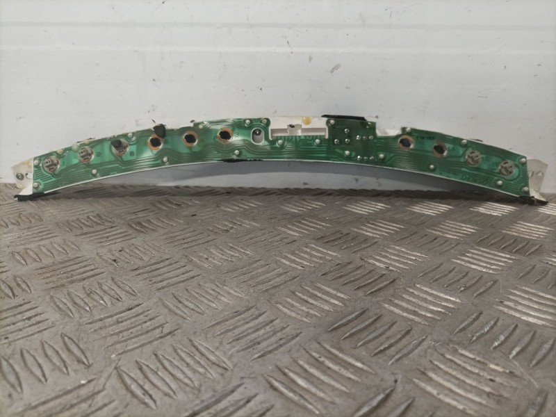 Recambio de pantalla multifuncion para chrysler voyager (rg) referencia OEM IAM   