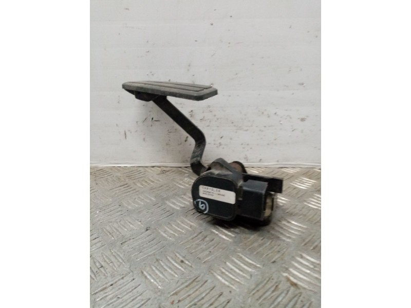 Recambio de potenciometro pedal para chrysler voyager (rg) 2.5 crd cat referencia OEM IAM G2D09AM1104406 04612742  Recambio de potenciometro pedal para chrysler voyager (rg) 2.5 crd cat referencia OEM IAM G2D09AM1104406 04612742