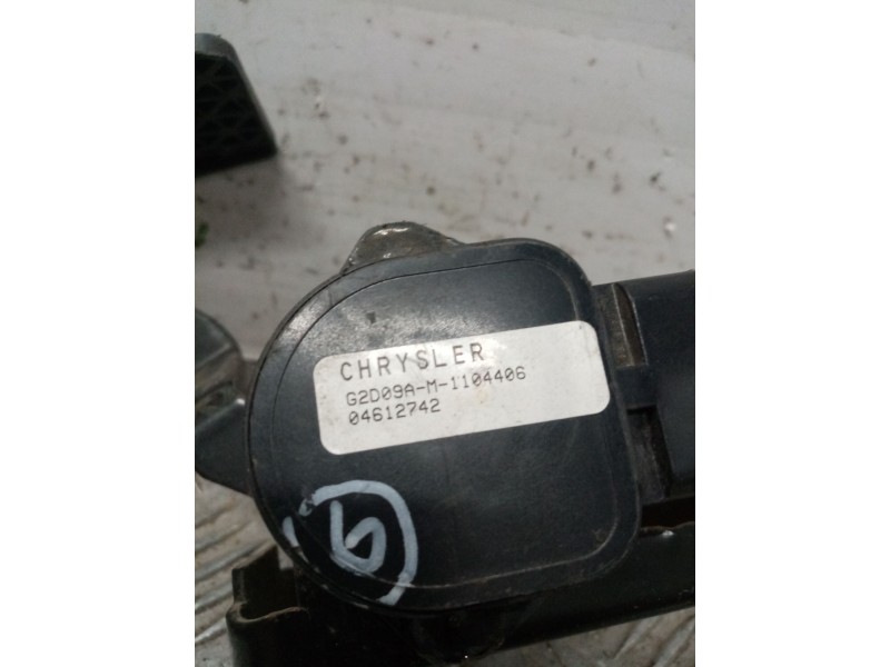 Recambio de potenciometro pedal para chrysler voyager (rg) 2.5 crd cat referencia OEM IAM G2D09AM1104406 04612742  Recambio de potenciometro pedal para chrysler voyager (rg) 2.5 crd cat referencia OEM IAM G2D09AM1104406 04612742