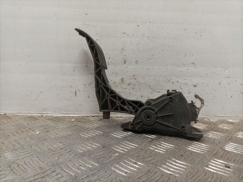 Recambio de potenciometro pedal para seat leon (1m1) stella referencia OEM IAM 6Q1721503C  