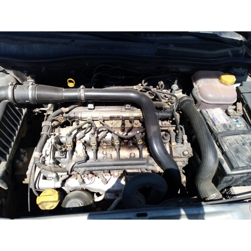 opel astra h berlina del año 2004