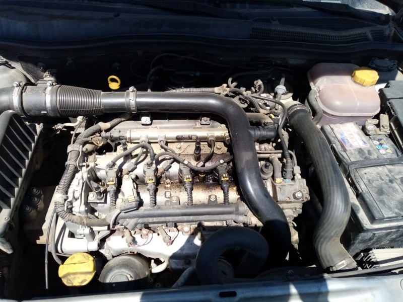 opel astra h berlina del año 2004