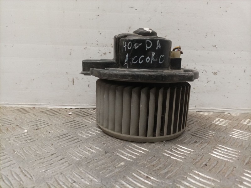 Recambio de ventilador calefaccion para honda accord berlina (cg7-9/ch1-7) 1.8 16v cat referencia OEM IAM 1940005132  