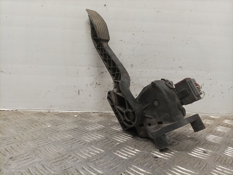 Recambio de potenciometro pedal para opel corsa c sri referencia OEM IAM 9129423CL  