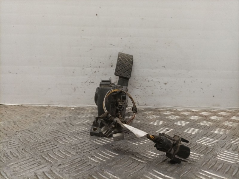 Recambio de pedal acelerador para audi a4 berlina (b5) referencia OEM IAM 8D1721523  