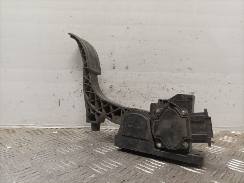 Recambio de pedal acelerador para volkswagen polo berlina (6n2) referencia OEM IAM 0281002322  