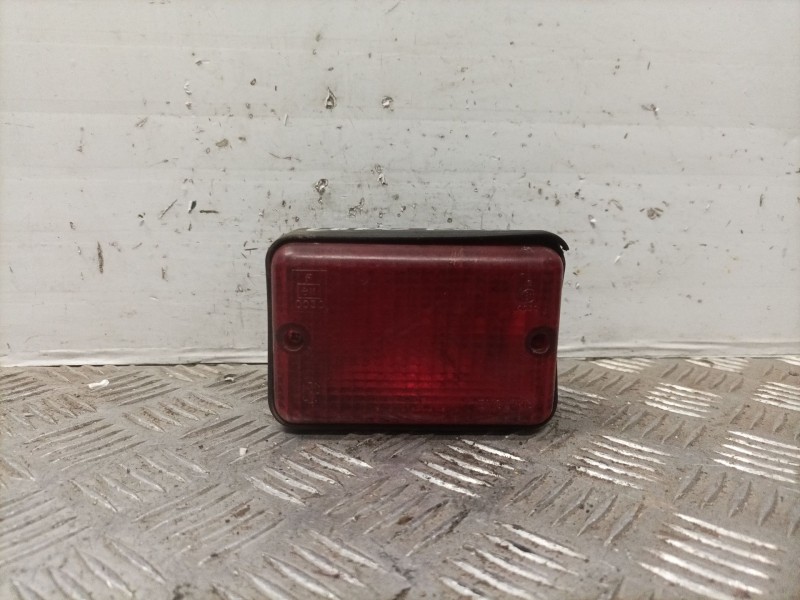 Recambio de faro antiniebla trasero izquierdo para land rover defender (ld) 2.5 tdi referencia OEM IAM   