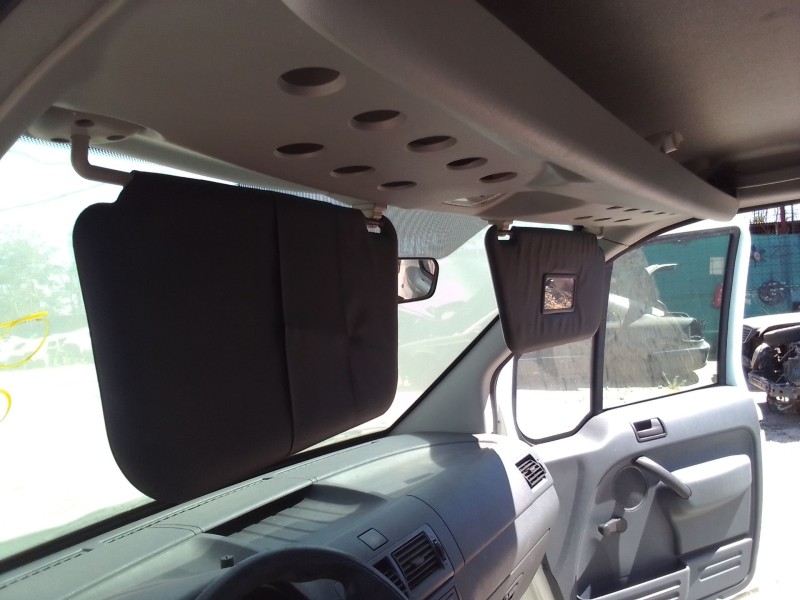 ford transit connect 1.8 tdci 75c base 210 s kombi del año 2002