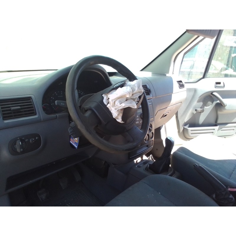 ford transit connect 1.8 tdci 75c base 210 s kombi del año 2002