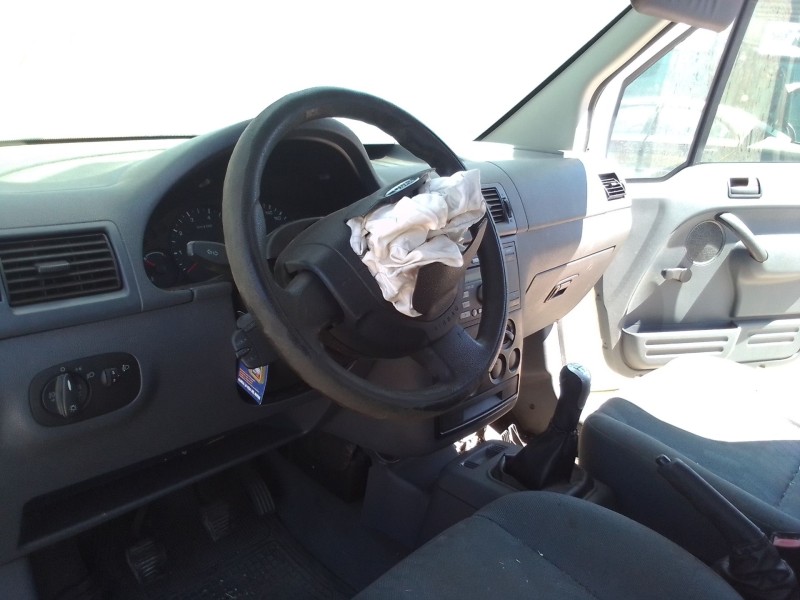 ford transit connect 1.8 tdci 75c base 210 s kombi del año 2002