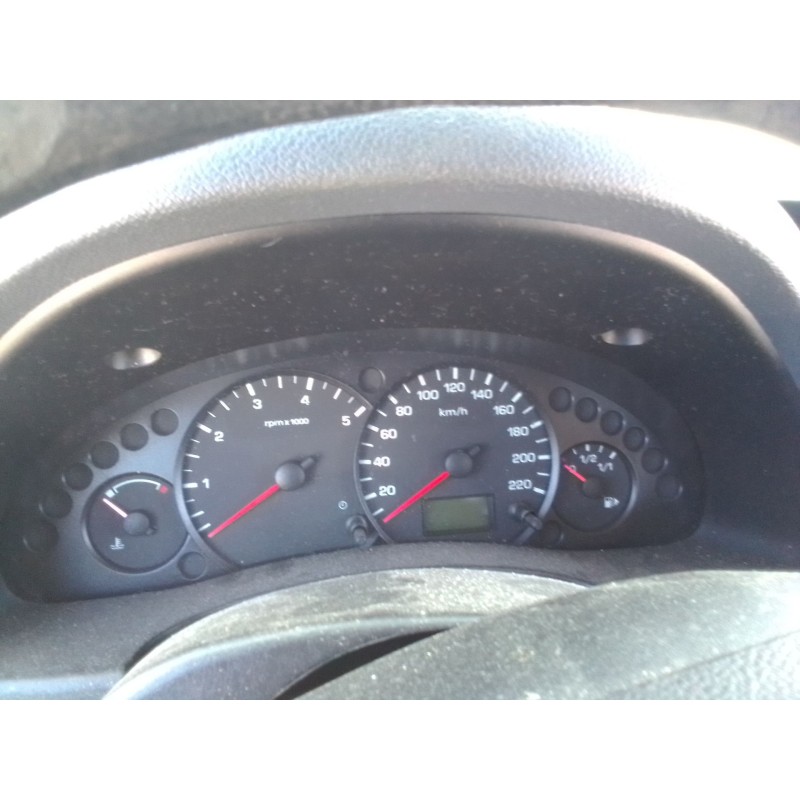 ford transit connect 1.8 tdci 75c base 210 s kombi del año 2002