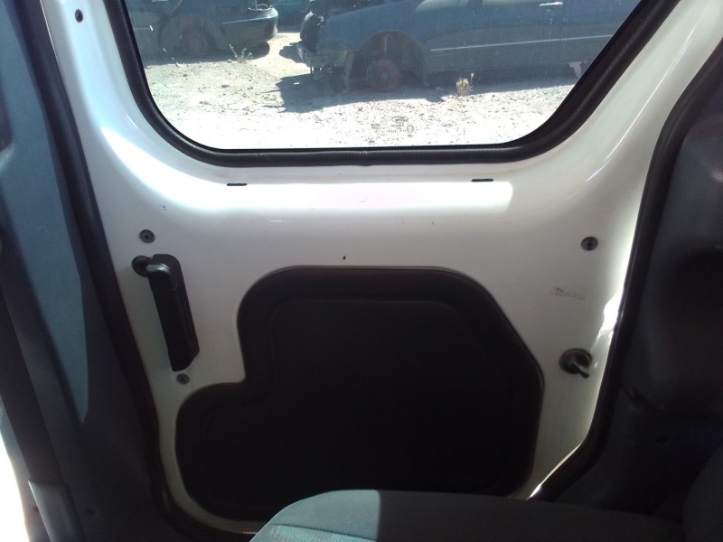 ford transit connect 1.8 tdci 75c base 210 s kombi del año 2002