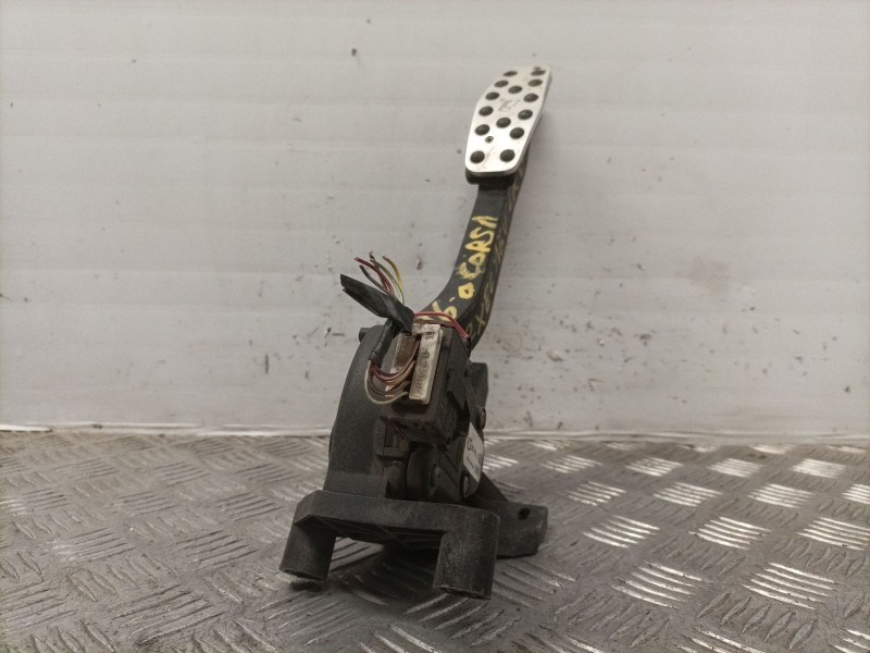 Recambio de potenciometro pedal para opel corsa c sport referencia OEM IAM 9129423CL  