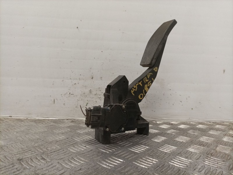 Recambio de potenciometro pedal para opel astra g berlina 2.0 dti referencia OEM IAM 0281002278  