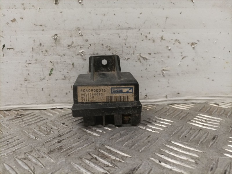 Recambio de caja precalentamiento para peugeot expert kombi 1.9 diesel referencia OEM IAM 9616280080 R04090001D 