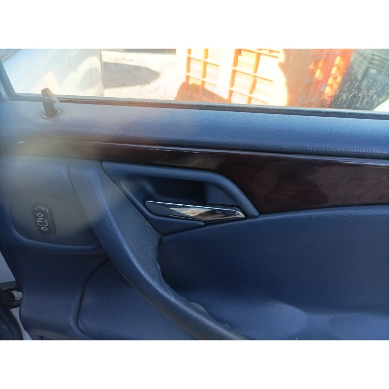 Recambio de maneta interior trasera derecha para mercedes clase e (w210) berlina referencia OEM IAM   