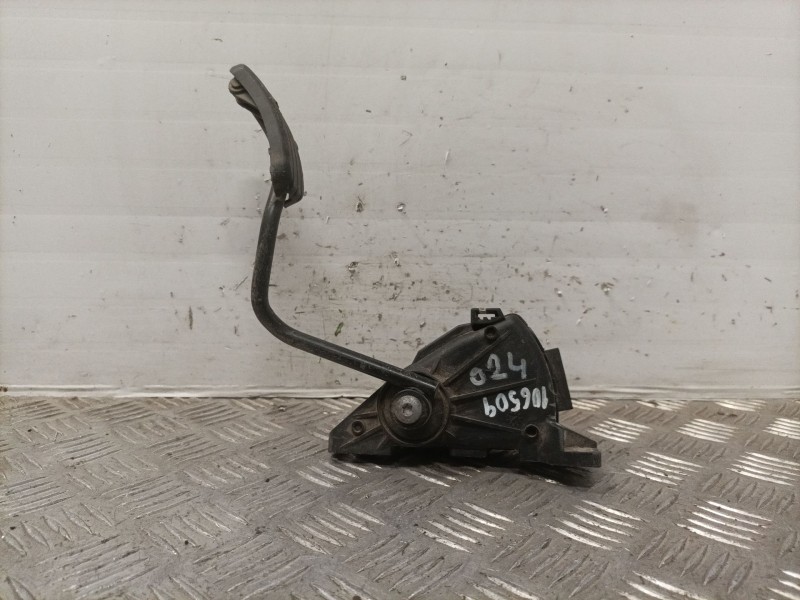 Recambio de potenciometro pedal para nissan primastar (x83) 1.9 dci diesel cat referencia OEM IAM 7700313060  