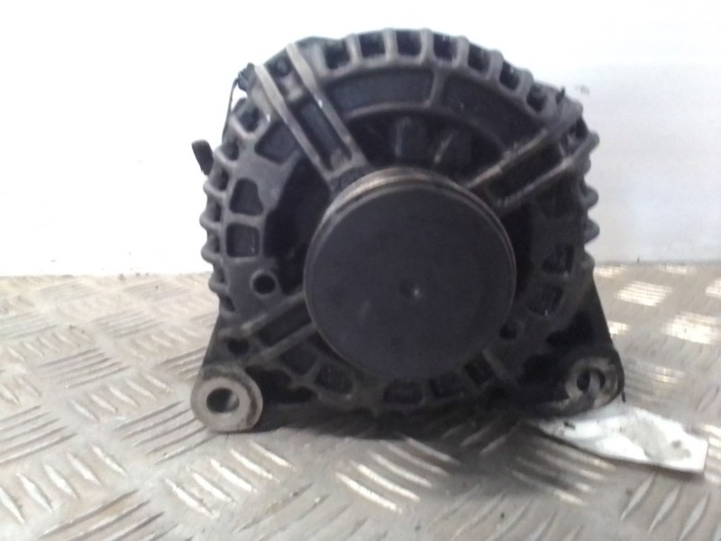 Recambio de alternador para peugeot 308 confort referencia OEM IAM 0124525035 9646321880 12046240 Recambio de alternador para peugeot 308 confort referencia OEM IAM 0124525035 9646321880 12046240