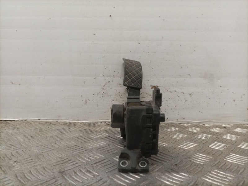 Recambio de potenciometro pedal para volkswagen passat berlina (3b3) trendline referencia OEM IAM 8D1721523F  