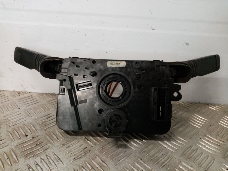 Recambio de com2000 para opel astra h berlina referencia OEM IAM 13198906 498990969 