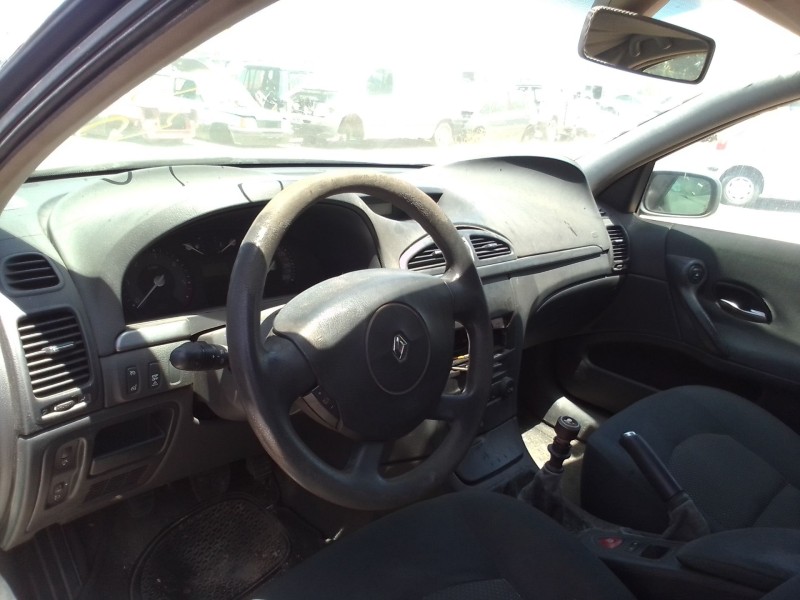 renault laguna ii (bg4w) del año 2005