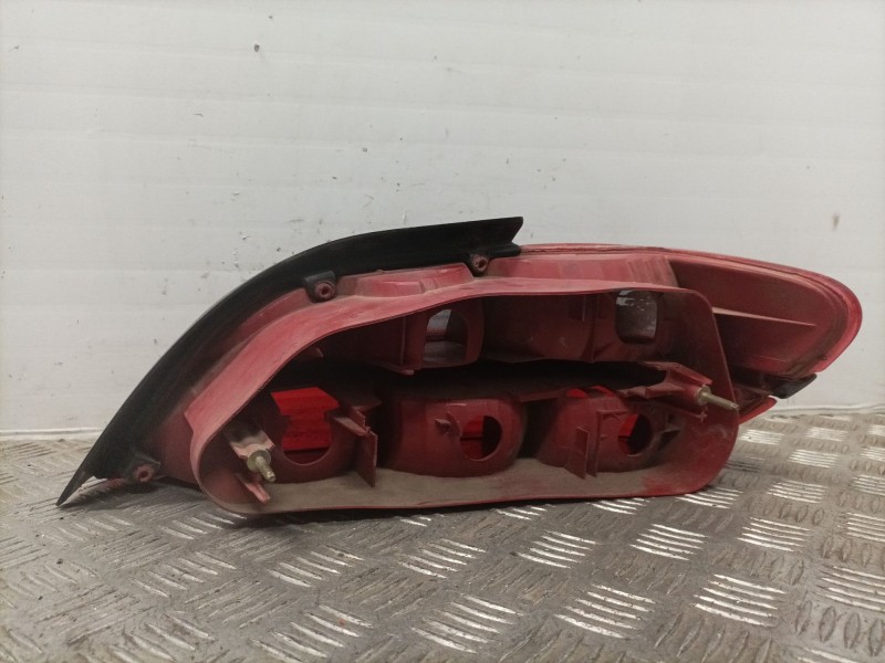 Recambio de piloto trasero izquierdo para peugeot 406 coupe (s1/s2) referencia OEM IAM   