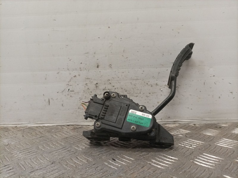 Recambio de potenciometro pedal para renault master ii phase 2 caja cerrada referencia OEM IAM 7700314525  