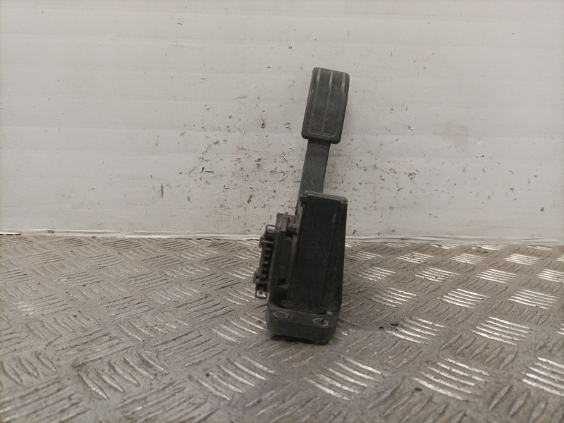 Recambio de pedal acelerador para volkswagen polo berlina (6n2) referencia OEM IAM 0280752207  