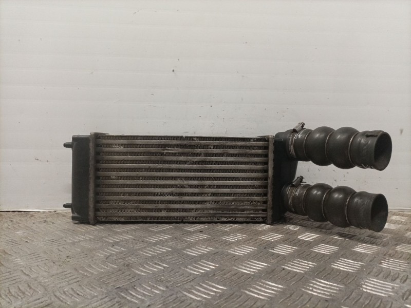 Recambio de intercooler para citroen c4 berlina vtr plus referencia OEM IAM 876923JF  