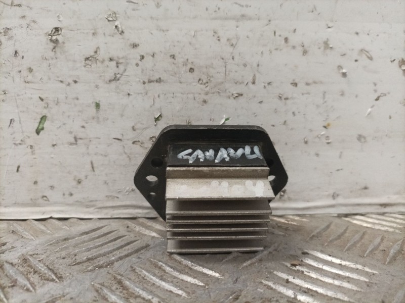 Recambio de resistencia calefaccion para kia carnival 2.9 turbodiesel cat referencia OEM IAM W39K14  