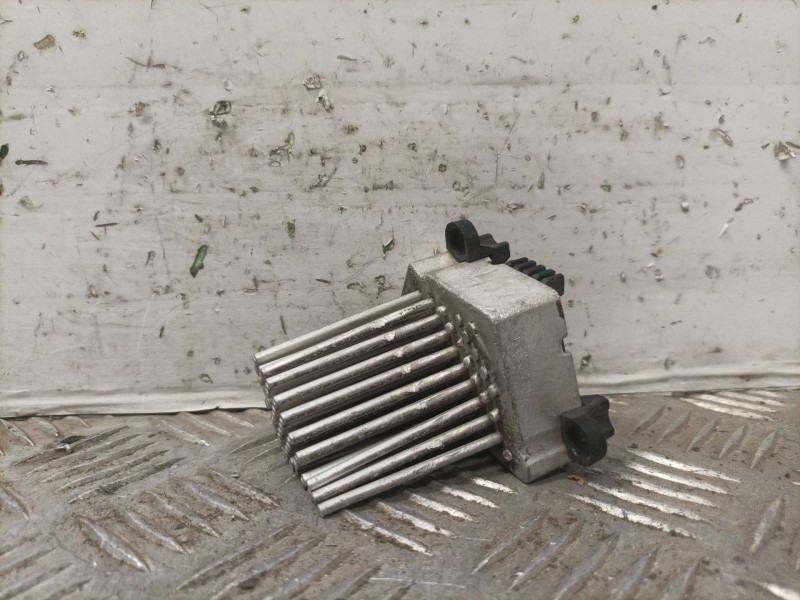 Recambio de resistencia calefaccion para bmw serie 5 berlina (e39) 530i referencia OEM IAM 5HL00843600  